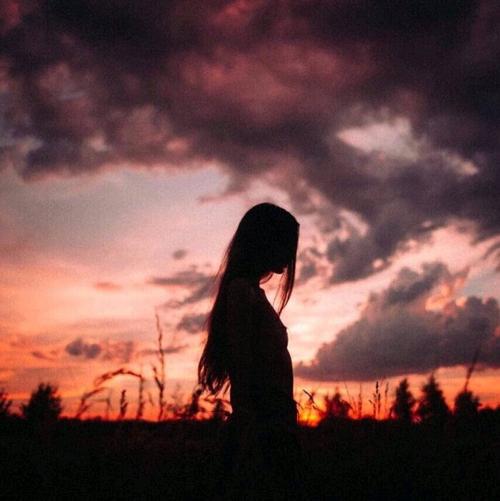 但我们永远不会彼此忘记