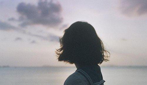 生活就像路人一样