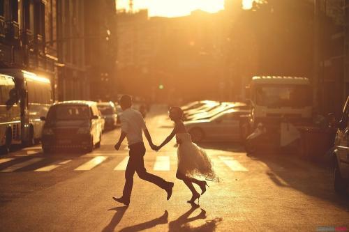 小编编写了一些关于（喜欢他们的快乐的人）的句子