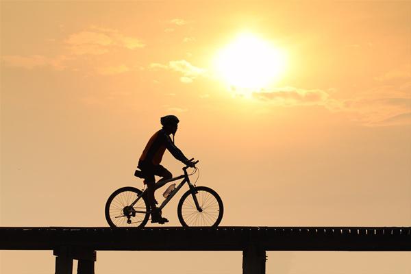 都不能阻挡人与人的心灵