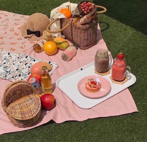 请享受有关使人不安和快乐的句子