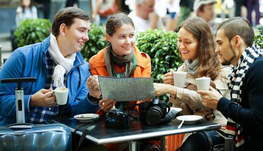 看看编辑编辑的关于有一个非常幸福的朋友的句子