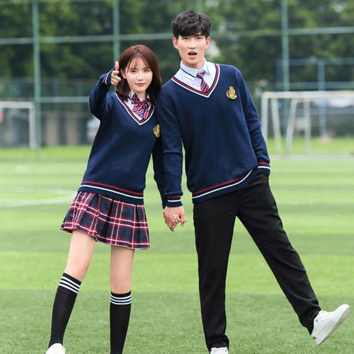 让我们看一下小编编写的关于与女孩开心聊天的句子