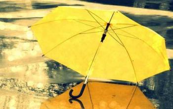 当一个人最无助时