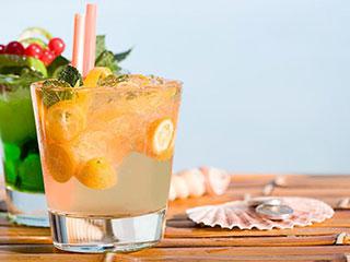 冷饮可以使夏天凉爽快乐