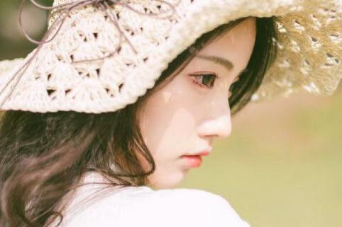 她变得非常绝望