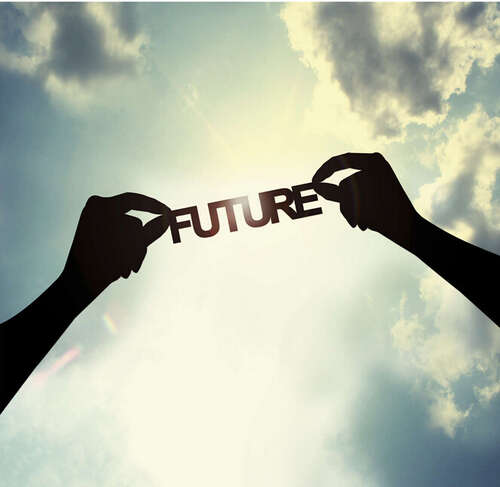 1.相信有一天你会遇到一个抑制住他的脾气并且在生气时不对你吼叫的人