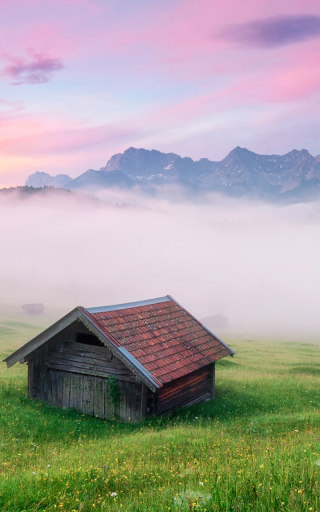 12.人们生活在世界上并不容易。家庭团聚并不容易。如果您有时间和闲暇，请与亲人在一起。