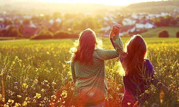 15.对于儿童而言，父母慈善事业的价值在于，它比任何其他情感都更加可靠和值得信赖。 -罗素