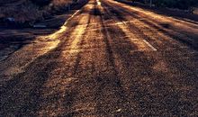 不善于表达亲情的句子