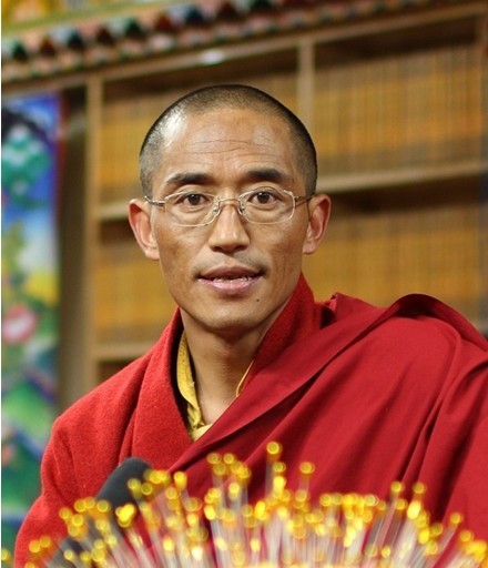 Yixi Phuntsok Zen的50个句子