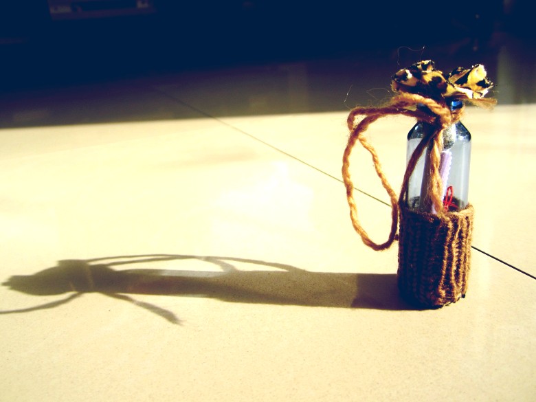 20.当我们彼此见面时，这就是过去和现在的命运。您是我一生的关注，淡淡的花香，在红色的尘土深处，总是令人困惑，令人眼花，乱，谱写着这一生，红色的情歌，爱是漫长的，爱如果是真的，那凡人和模糊的相思病，平凡而持久的爱。