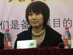 30.她爱我吗？你这么敢她从不爱我。她要我在战场上死去。