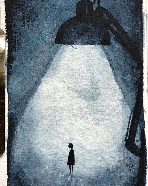 11.刻在椅背上的爱会像水泥上的一朵花,盛开在无风,寂寞的森林中吗?