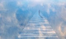 人生的道路，无论是崎岖或平坦