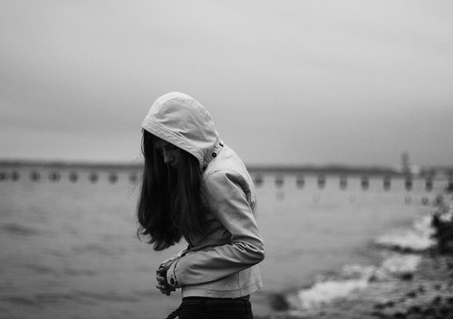 10.现实是人性的写照。现实是多么残酷的人性。