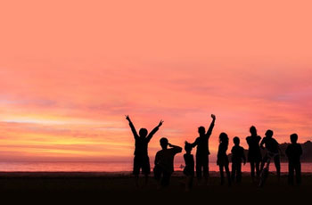 49.理想的道路总是为有信心的人准备的。