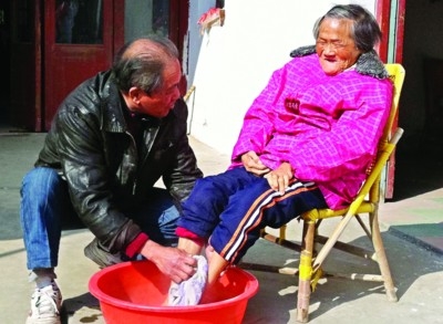 形容亲情岁月的句子