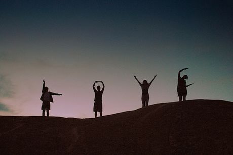 朋友圈晒兄弟亲情的句子