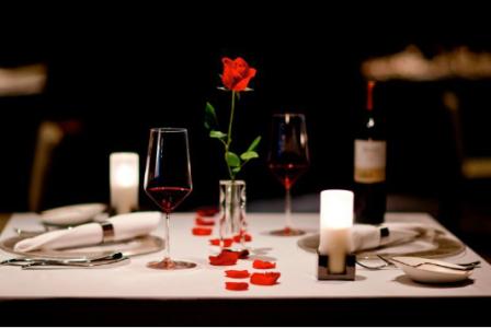 10.当我每天早晨醒来,看到你和那里的阳光时,那就是我想要的未来。