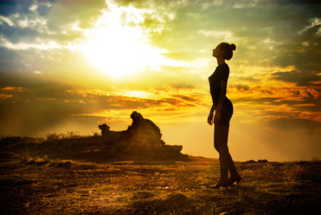 20.作为一个人，我们必须思想开阔，不为名气所负担；人生道路上有许多未知因素，这些因素不断改变着我们前进的方向。当道路无法通行时，不要爱上眼前的风景，回来时不要回头看看行程，如果您有勇气拐弯，也许可以转弯您的生活进入光明的未来。