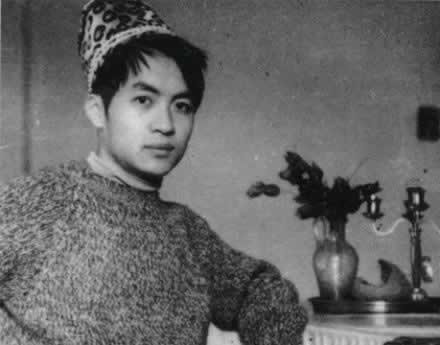 100.我将自己的心献给别人,但我不能收回它;当别人把它给别人时,爱就会传播到世界。 -古城