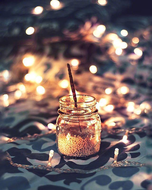 11.工作五天，期待周末。周末愉快。一家人老少皆宜，风景宜人。祖父母取笑孙乐，高高兴兴地微笑。夫妻聊天，玩得开心。和谐，美丽和幸福，每个人都赞扬它。周末愉快！