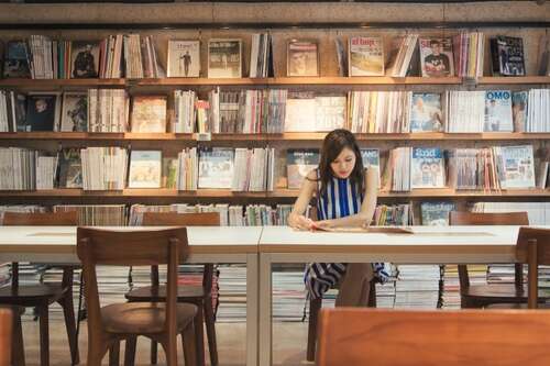 15.一分钟的思考值得一小时的gg。 -托马斯·胡德