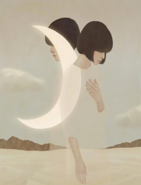 显然有一个男朋友，但总觉得我是唯一的一个。