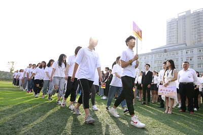 类搞笑口号霸气韵