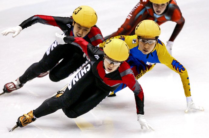 15.只有坚持运动，您才能拥有良好的身体。