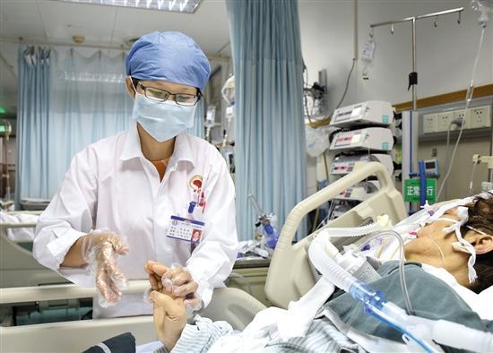 关于当医生的座右铭1