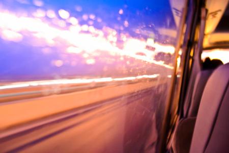 11.朋友们,我们正在不断发展,不能再错过过去。正如俄罗斯诗人普希金(Pushkin)所说:“过去的事情将成为一种怀旧之情!”我的朋友!记得!岁月流逝,我们正在成长!