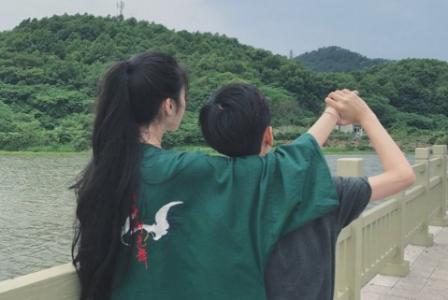 10.只有当我遇到你时,我才发现我是如此粗心,无法爱上某人。