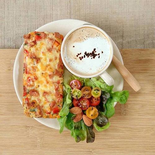 11.每个成功的人都有一个开始。只有有勇气开始，才能找到成功的道路。