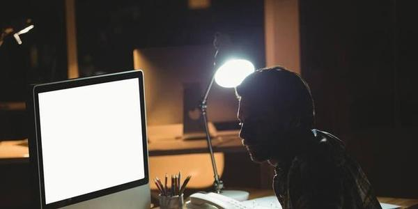 关于加班的经典句子2