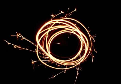 14.我跟你说话已经很久了,我几乎忘记了为什么有那么多话要对你说。