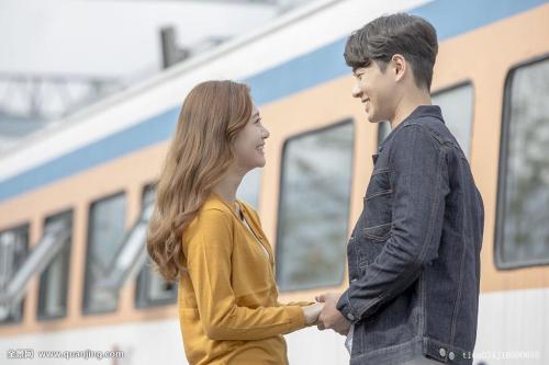 12.给您的承诺,即使重复了数千次,我也将永远与您同在。