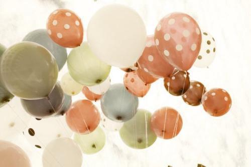 11.当我们不再上学时，我们将不再有寒暑假。当我们不再有时间陪父母时...当我们觉得应该陪父母时，他们已经老了...