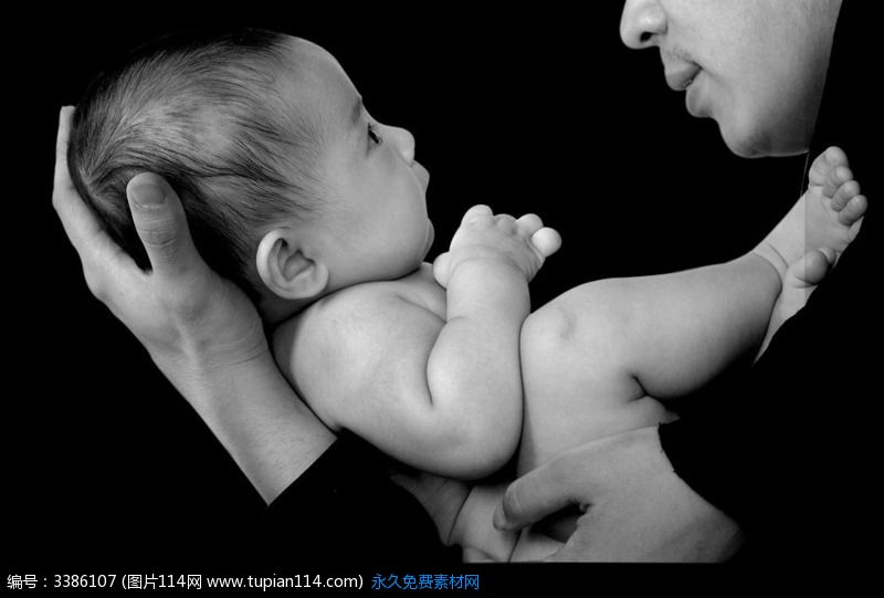 满月的祝福女孩