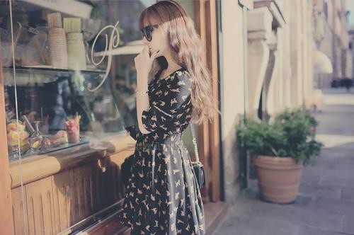 11.不要说我不愿意寂寞，因为我已经很孤独了，不要说我不足，因为你从不属于我，不要说我轻率地放弃了，你从来没有给我一个小小的回应。没有理由去爱。爱就是爱。即使你撞到南墙，那也是爱。这只是爱的谦卑骄傲。只有你知道味道。等待不是痛苦，而是痛苦，没有希望的等待...