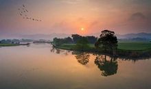 家里的开心聚餐的句子