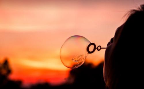 11.我不知道未来会怎样。只要跟随您,我就会笑。