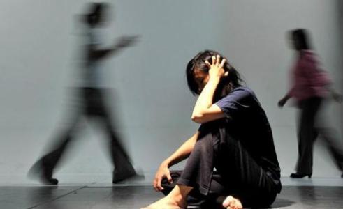 11.有时候为一个人做任何事情都比其他人无所事事更好。