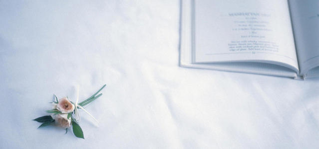 12.我认为无论家庭友情还是爱情，都能与时间作斗争的是真正的爱情。