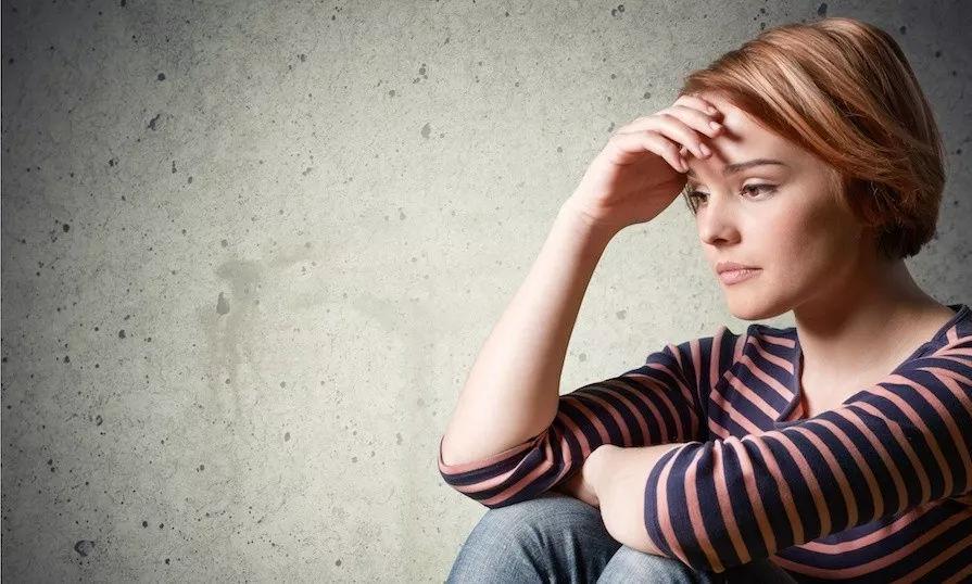 11.即使左岸的印象太深，也无法匹配右岸当时无动于衷的歌曲。