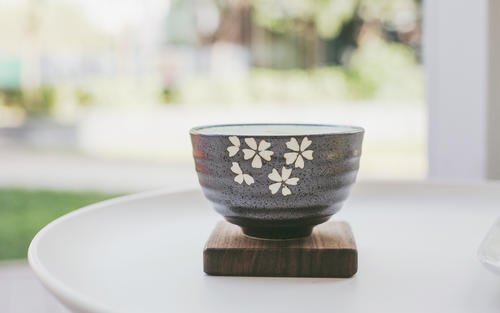 11.当我年轻的时候，我以为我可以在成长时拯救整个世界，但是当我成长时，我意识到整个世界无法拯救我。