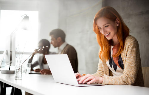 10.我不努力,但我的生活很辛苦。