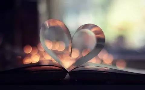 10.二十年来，我不后悔见到您或爱上您。但是，我错了，我错了。我知道，虽然我深深地爱着你，但你也深深地爱着我。我很感动。在过去的二十年中，您让我心动，并愿意放弃原本为我而拥有的一切。