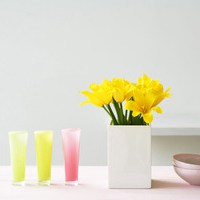 10.整理窗帘以崇拜母亲的河梁，悲伤时用干眼看着眼泪。 -黄敬仁《告别母亲》